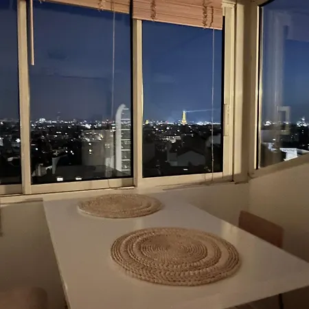 Terrasse Avec Vue Magique Sur Paris